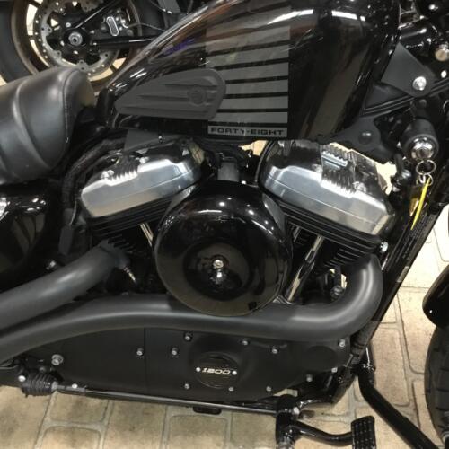 2017 Harley-Davidson® Forty-Eight® Vivid Black thumb 3