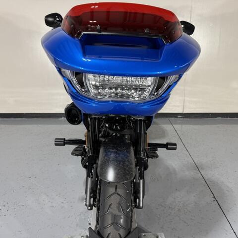 Harley-Davidson® CVO Road Glide ST 2026 thumb 2