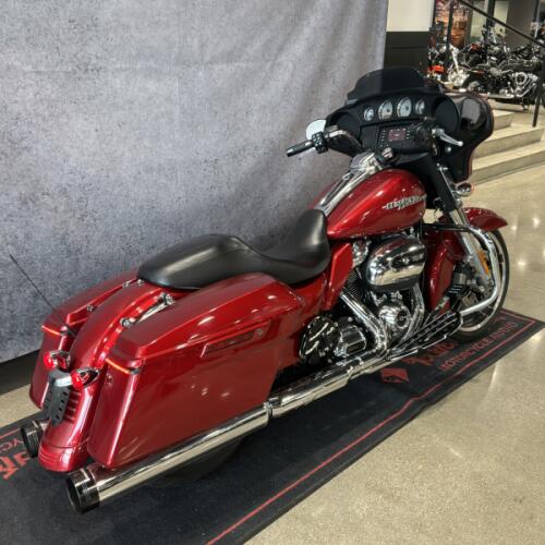 2019 Harley-Davidson® Street Glide® Wicked Red thumb 1
