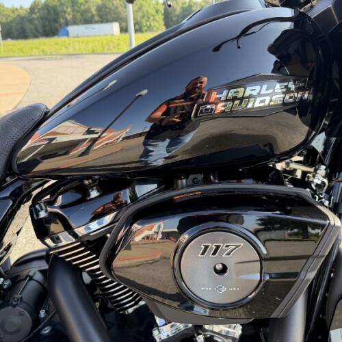 2025 Harley-Davidson® Road Glide® Black thumb 1