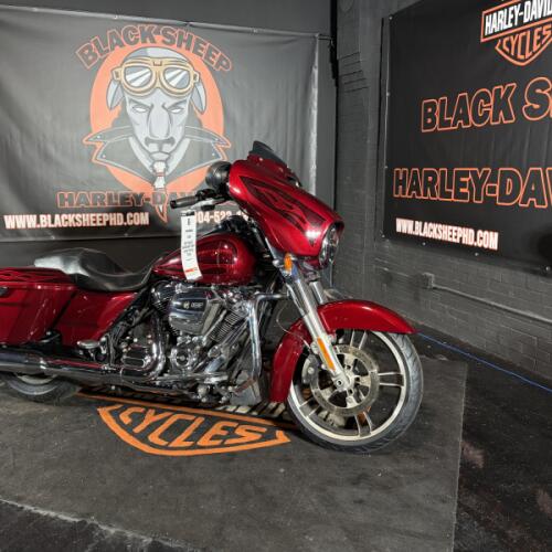 2017 Harley-Davidson Street Glide Special FLHXS thumb 3