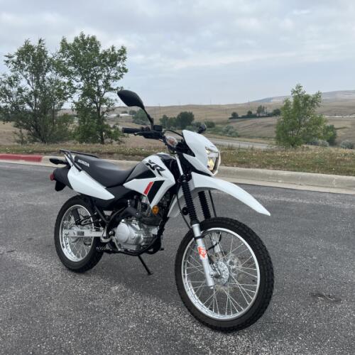 2023 Honda XR150L thumb 3