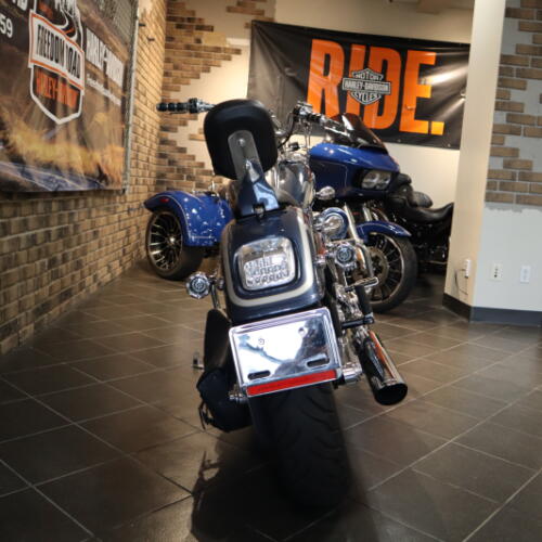 2003 Softail Deuce (FXSTD) thumb 3