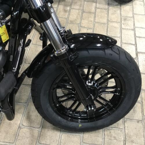 2017 Harley-Davidson® Forty-Eight® Vivid Black thumb 2