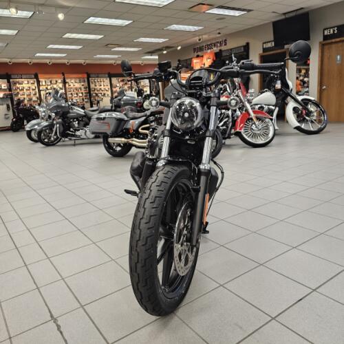 RH975 2026 Nightster® thumb 2