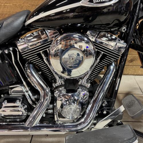 2006 Harley-Davidson® Springer Softail Vivid Black FLSTSCI thumb 2