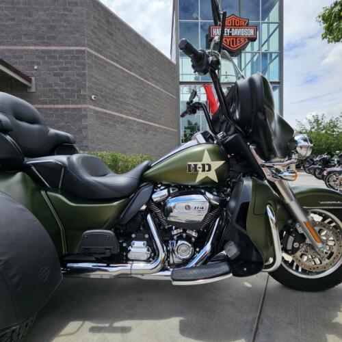 FLHTCUTG 2022 Tri Glide® Ultra thumb 0