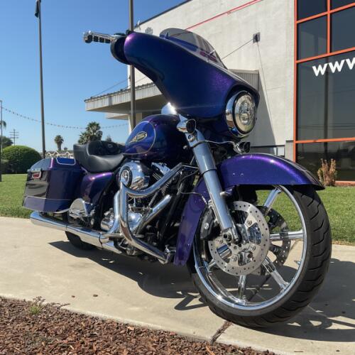 FLHX 2009 Street Glide® thumb 2