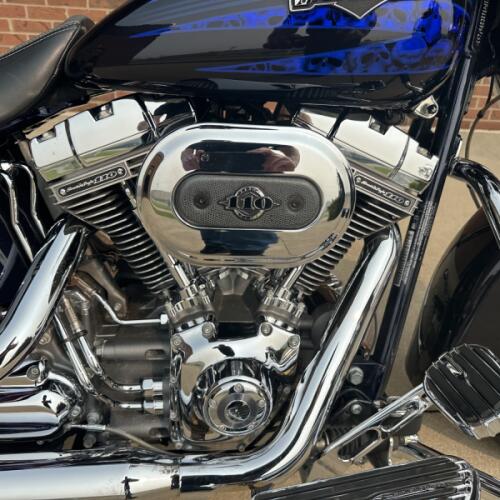 2012 Harley-Davidson CVO Softail Convertible FLSTSE3  thumb 2