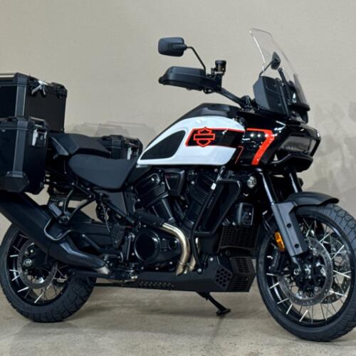 Harley-Davidson® Pan America 1250 Limited 2026 thumb 1