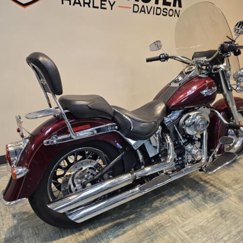 2008 Harley-Davidson® Softail® Deluxe Crimson Red Sunglo FLSTN thumb 3