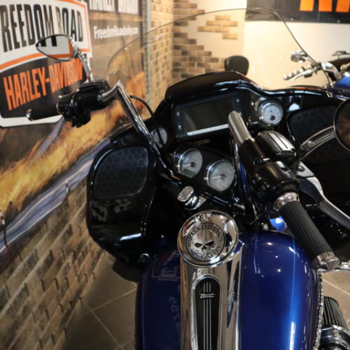 2015 Road Glide® Special (FLTRXS) thumb 1