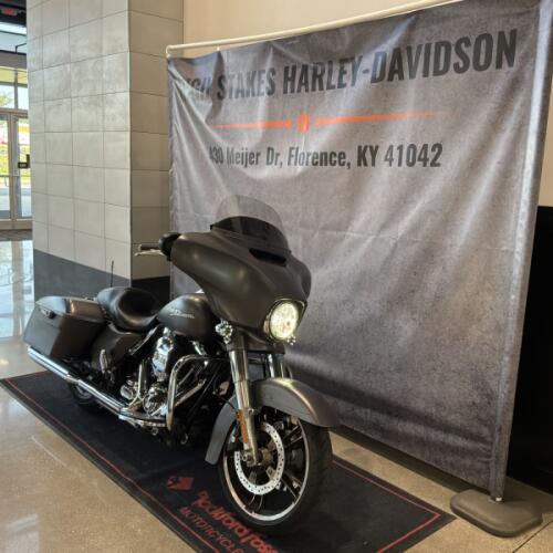 2016 Harley-Davidson® Street Glide® Special Charcoal Denim thumb 3