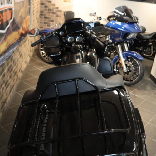 2021 Road Glide® Limited (FLTRK) thumb 2