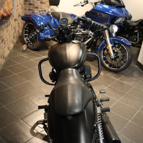 2015 Street™ 750 (XG750) thumb 2