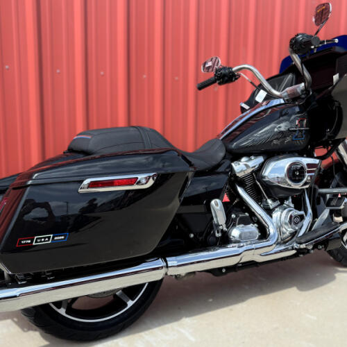 2026 Harley-Davidson® Road Glide® FLTRX Liberty Edition Midnight Ember thumb 3