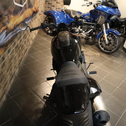 2024 Sportster™ S (RH1250S) thumb 2