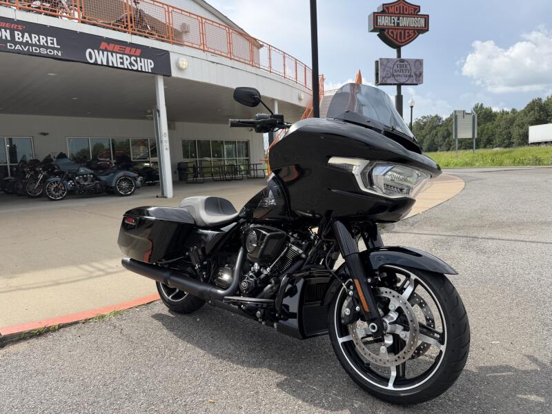 2025 Harley-Davidson® Road Glide® Black