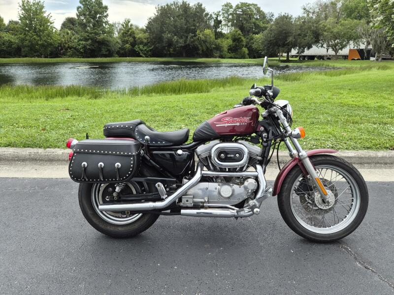 XL 883C 2000 Sportster® 883 Custom