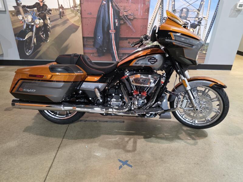 2026 Harley-Davidson® CVO Street Glide FLHXSE
