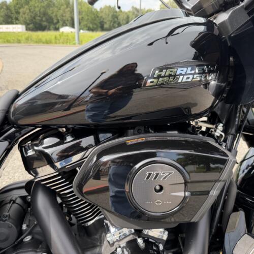 2025 Harley-Davidson® Road Glide® Black thumb 1