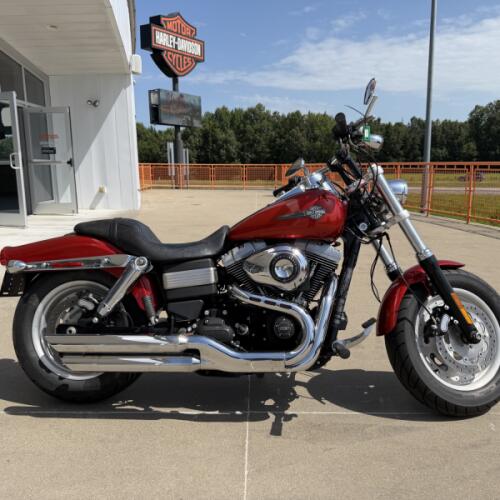 2013 Harley-Davidson® Fat Bob® Candy Orange thumb 3