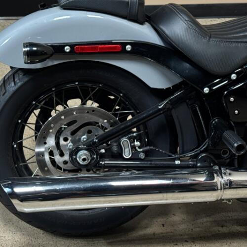 Harley-Davidson® Street Bob™ 2025 thumb 3