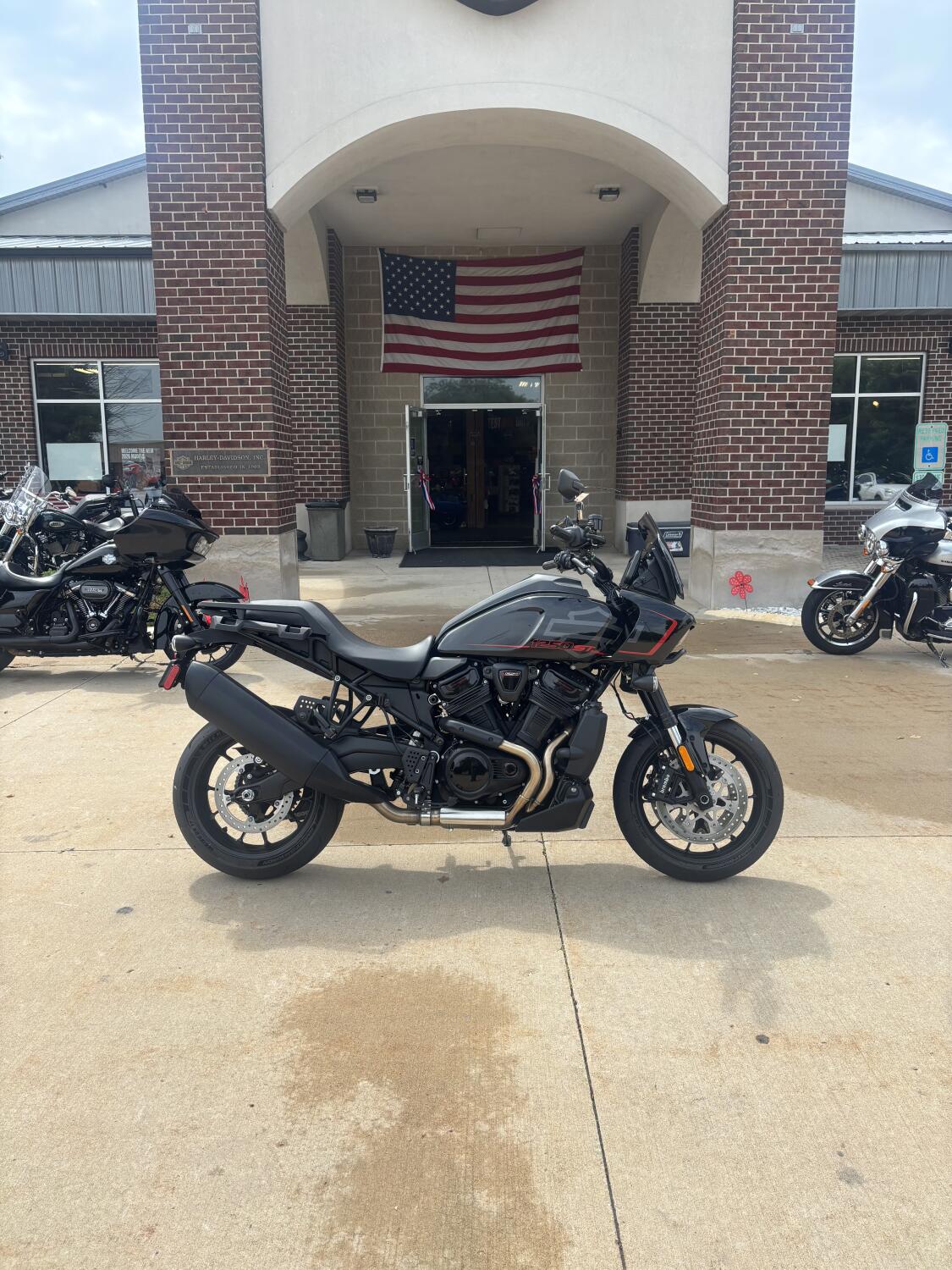 RA1250ST 2026 Pan America® 1250 ST