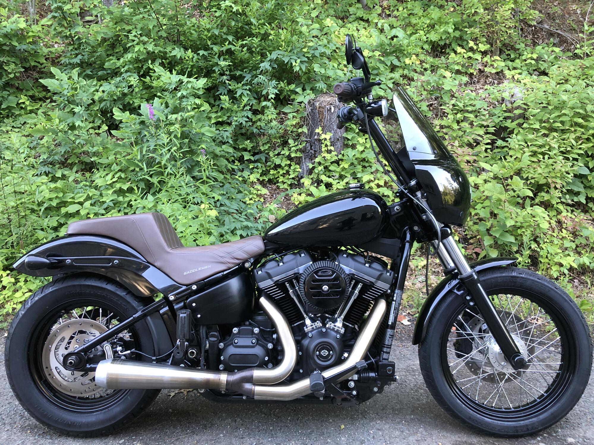 2018 Harley-Davidson® Street Bob® Vivid Black