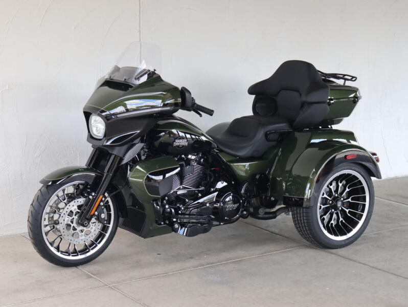 2026 Harley-Davidson® FLHLT Street Glide 3 Limited S853817