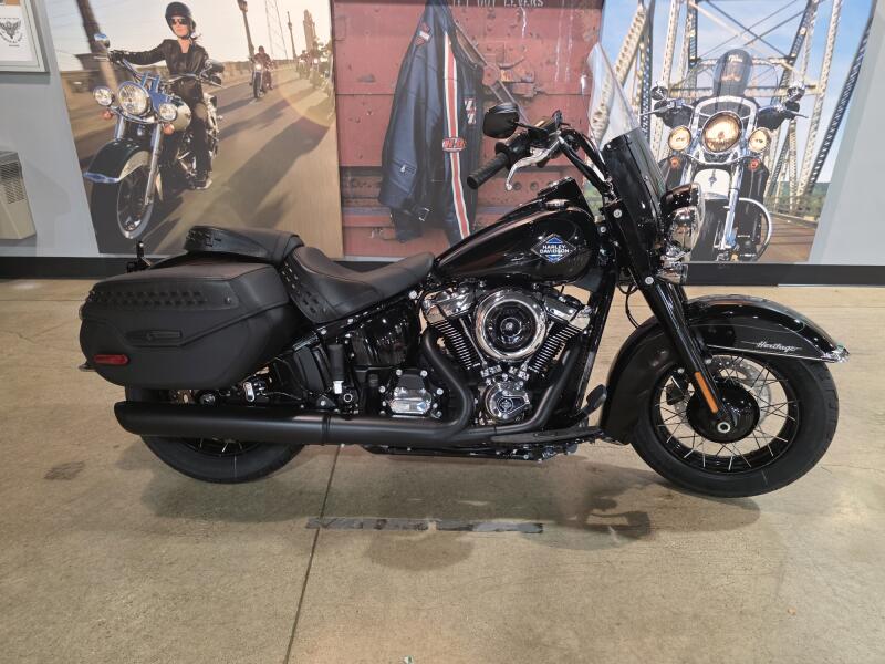 2026 Harley-Davidson® Heritage Classic FLHC