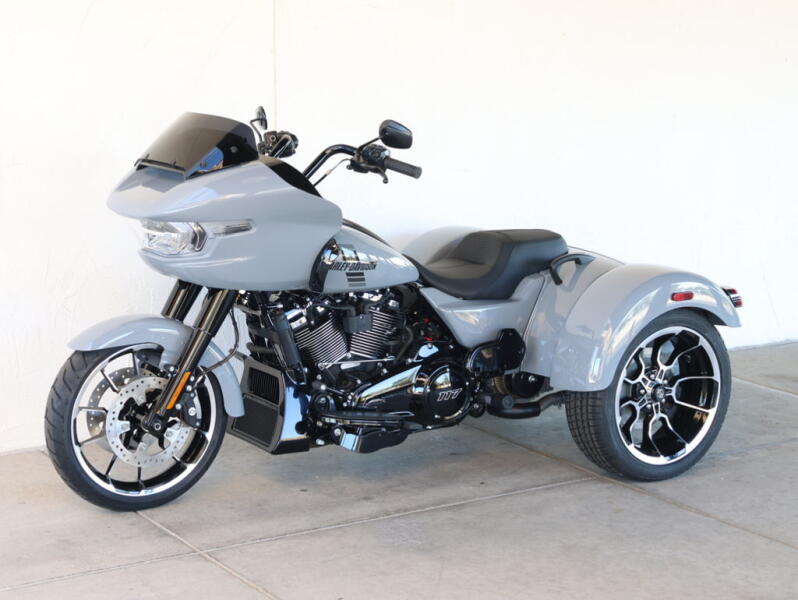 2026 Harley-Davidson® FLTRT Road Glide 3 S850733