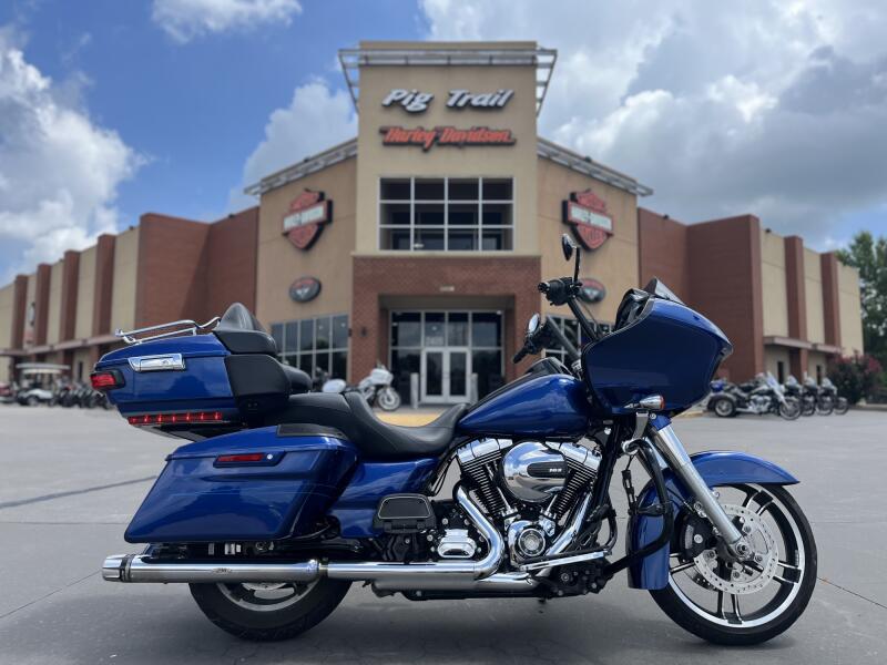 2016 Harley-Davidson® FLTRXS Road Glide® Special Superior Blue 642876