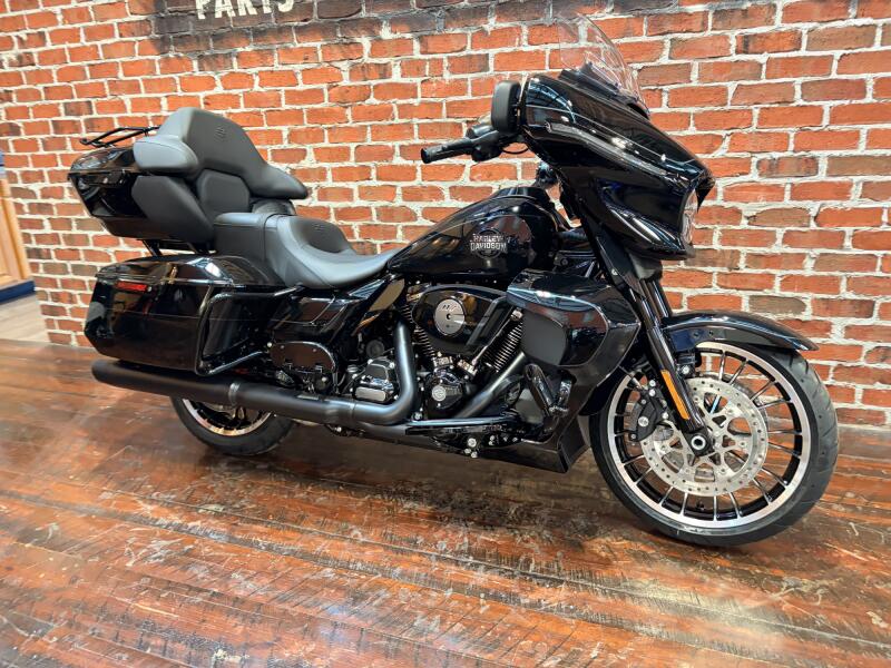 FLHXL 2026 Street Glide Limited