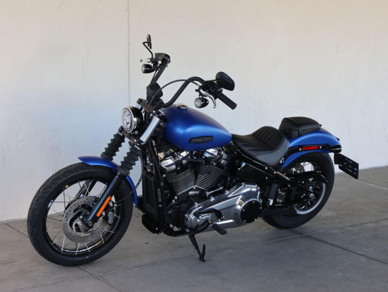 2026 Harley-Davidson® FXBB Street Bob® S023761