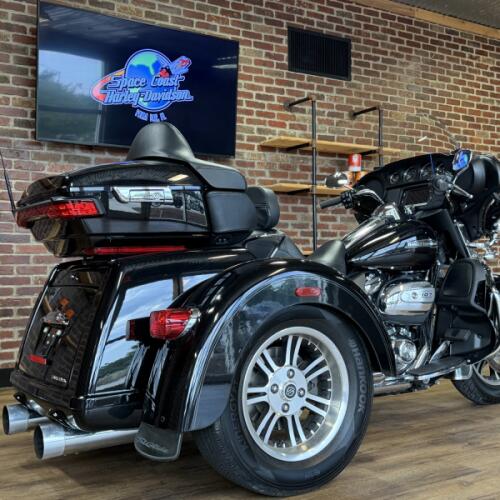 Harley-Davidson® Tri Glide® Ultra 2018 thumb 3