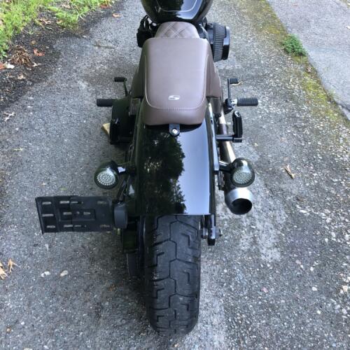2018 Harley-Davidson® Street Bob® Vivid Black thumb 1