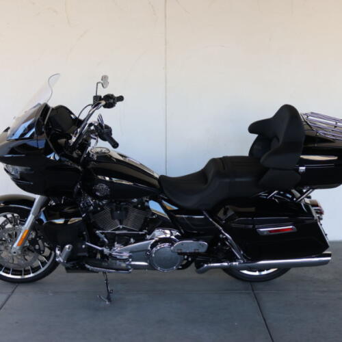 2026 Harley-Davidson® FLTRXL Road Glide Limited S616439 thumb 2