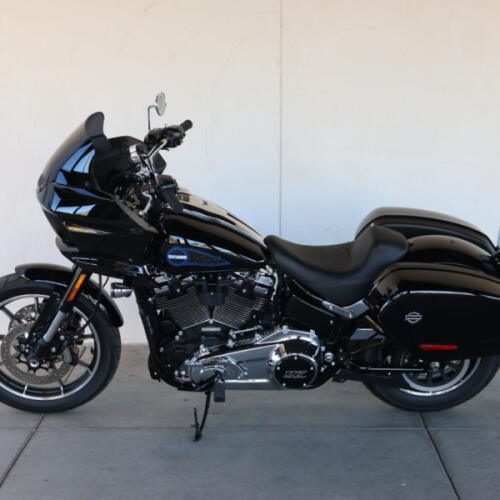 2026 Harley-Davidson® FXLRST Low Rider® ST S023378 thumb 2