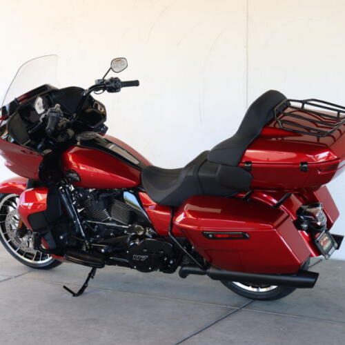 2026 Harley-Davidson® FLTRXL Road Glide Limited S608906 thumb 2