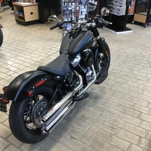 2020 Harley-Davidson® Softail Slim® Black Denim thumb 3