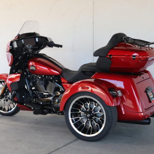 2026 Harley-Davidson® FLHLT Street Glide 3 Limited S852091 thumb 2