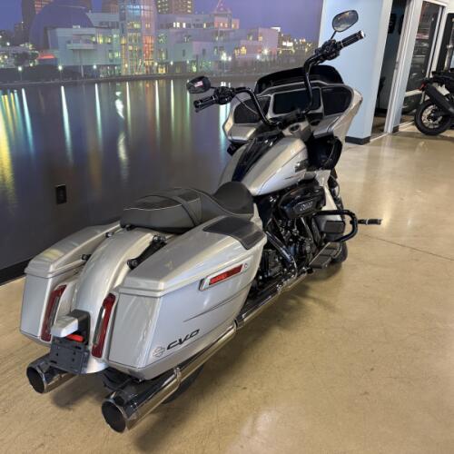 FLTRXSE 2023 CVO™ Road Glide™ thumb 0