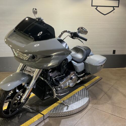 FLTRX 2025 Road Glide™ thumb 0