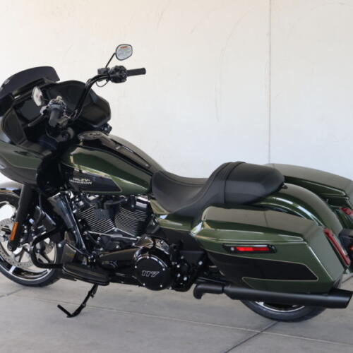 2026 Harley-Davidson® FLTRX Road Glide® S621542 thumb 2