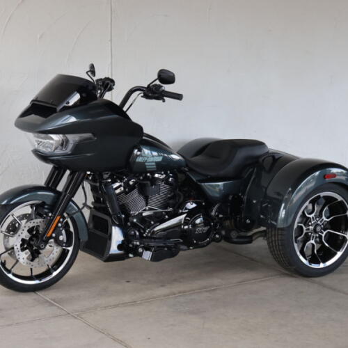 2026 Harley-Davidson® FLTRT Road Glide 3 S855437 thumb 3