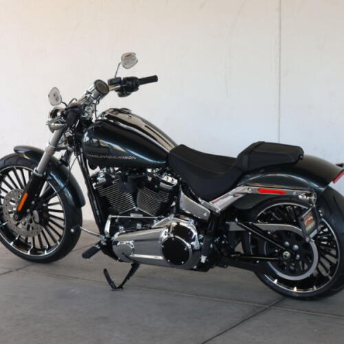 2026 Harley-Davidson® FXBR Breakout® S016666 thumb 2
