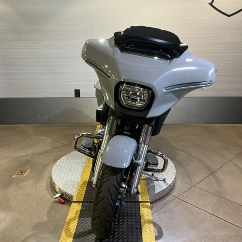 FLHX 2025 Street Glide™ thumb 2