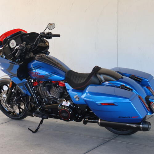 2026 Harley-Davidson® FLTRXSTSE CVO Road Glide ST S952385 thumb 2