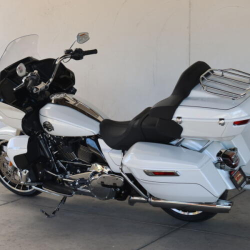 2026 Harley-Davidson® FLTRXL Road Glide Limited S611802 thumb 2